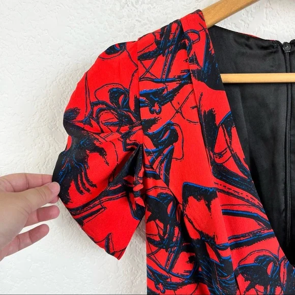 Twinkle by Wenlan Red Silk Floral Ruched Tie V Neck Dress - Picture 2 of 9